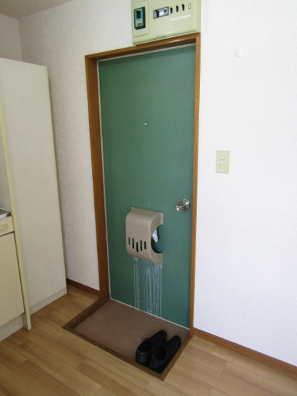 【玄関】 | 戸倉ハイツ