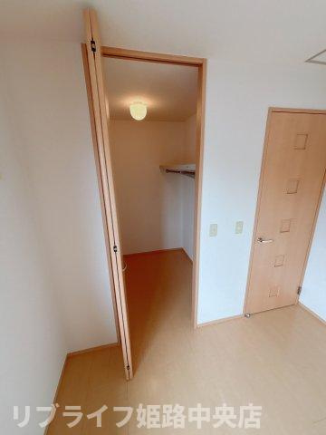 オークスコート西新在家の収納
