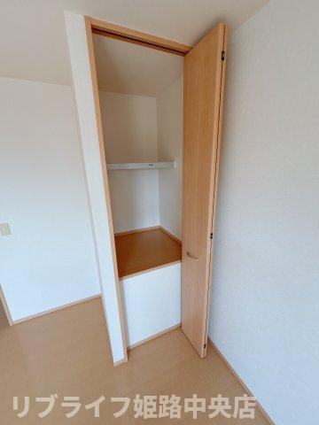 オークスコート西新在家の収納