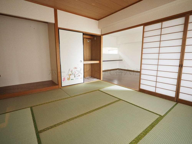 【寝室】 | ダイヤモンドパレス