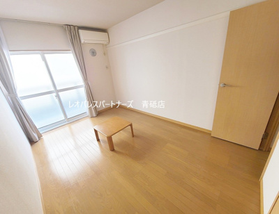 【内装】 | エスペランサオオギ | ※1階はフローリング、2階以上はカーペットとなります。
