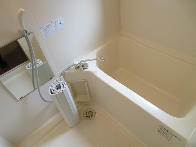 レジデンス霞城の浴室