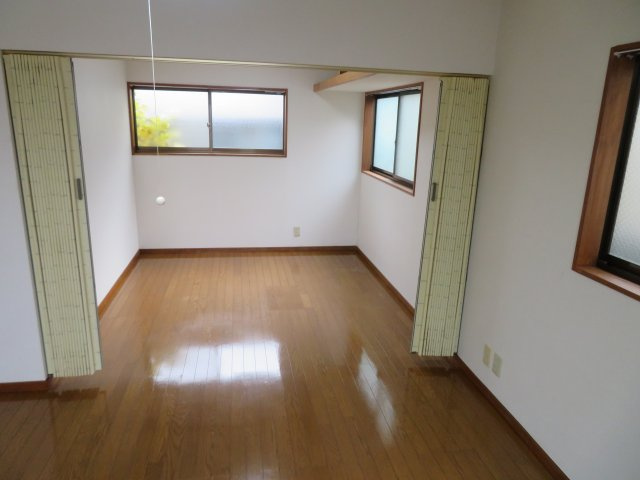 レジデンス霞城の居間・リビング