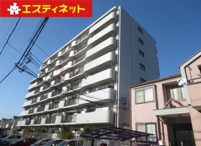 半田第3ロイヤルマンションの外観