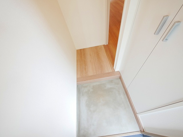 アルファグランデの玄関