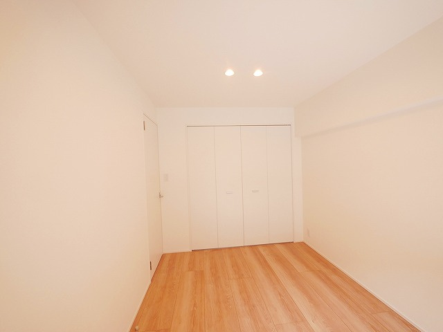 アルファグランデの洋室