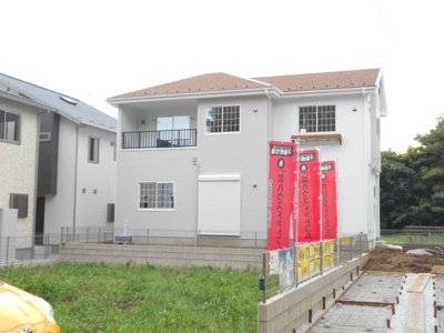 【外観】 | 北本　下石戸下　全2棟　1号棟　デザイン住宅南欧風 | 価格変更。2830＞2698万円に。現地販売担当のハウスドットコムにお声がけください。
もう一声いきましょう