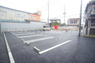 【駐車場】