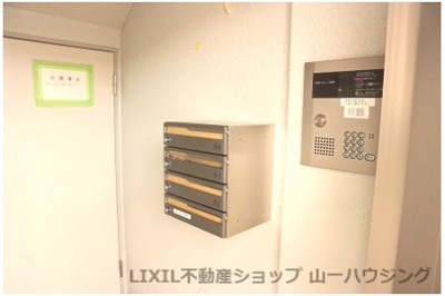 【セキュリティ】 | サンチュウビル | オートロック盤・集合ポスト１