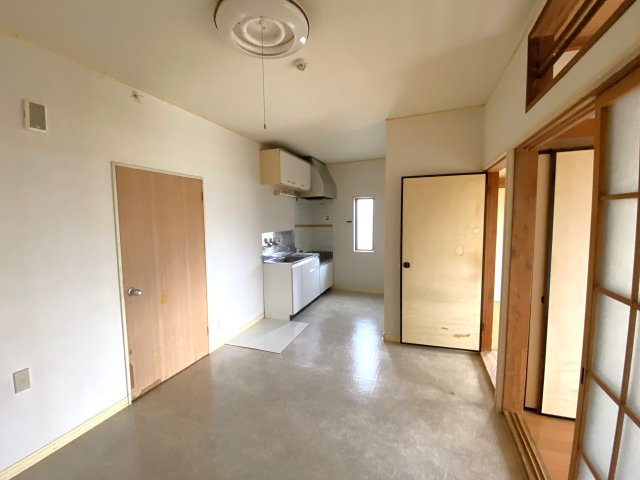 松美第2マンションの居間・リビング