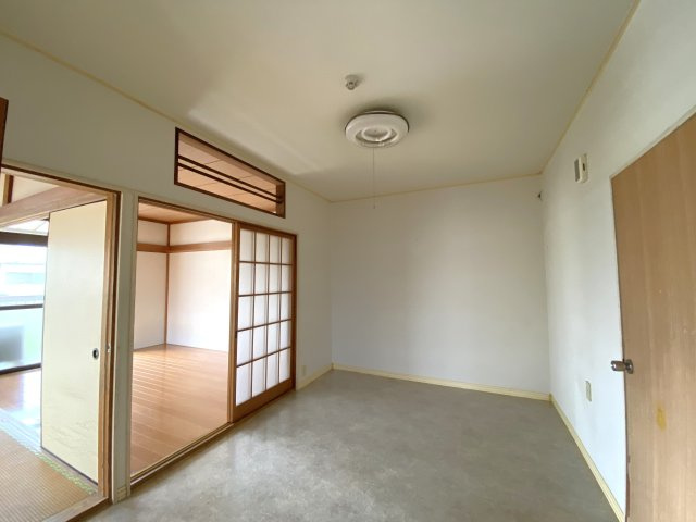 松美第2マンションの居間・リビング