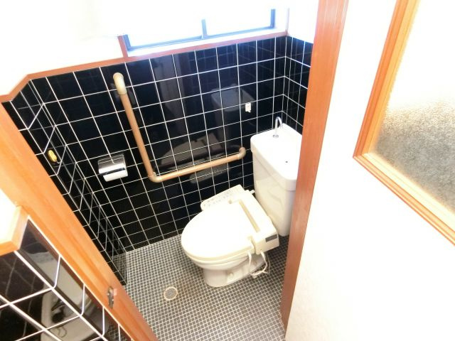 加太貸家のトイレ