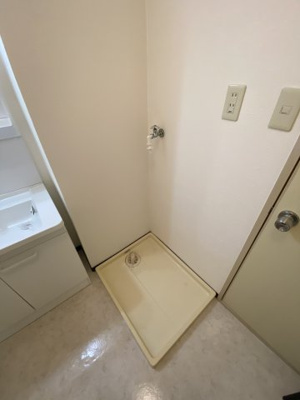 【設備】 | 三貴マンション | 室内洗濯機置場