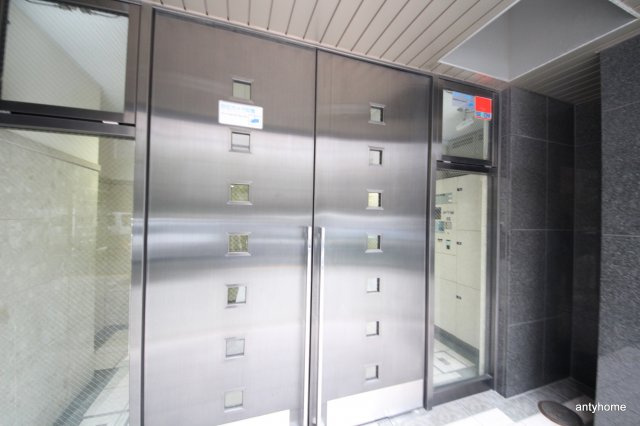 エスリード同心第３　仲介手数料無料のエントランス