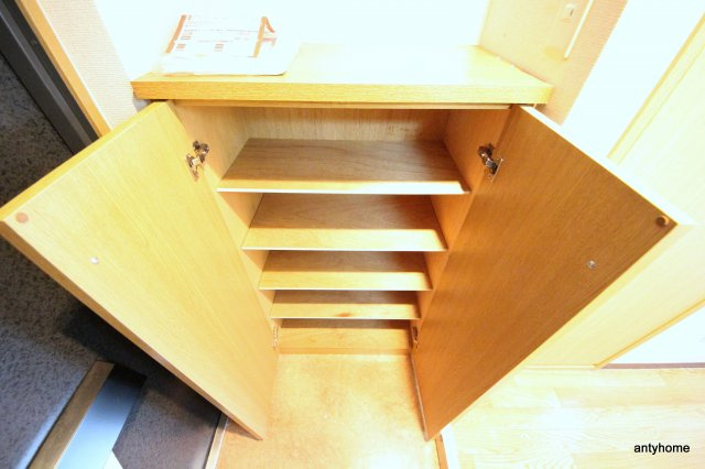 エスリード同心第３　仲介手数料無料の玄関