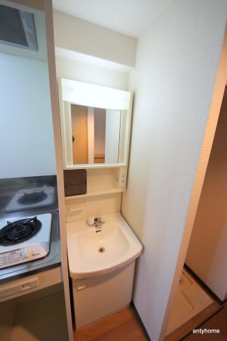 エスリード同心第３　仲介手数料無料の洗面所