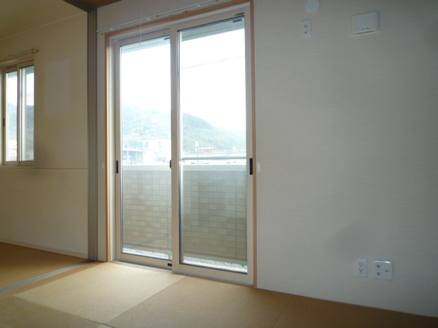 グリーンコスミオンの和室