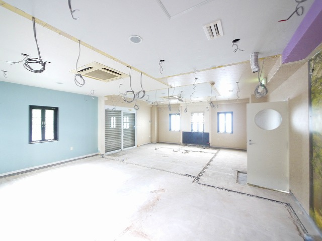 神田ビルの内装