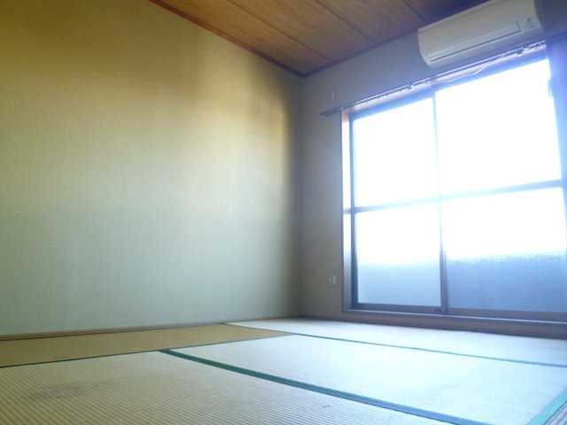 グリーンハイツの居間・リビング
