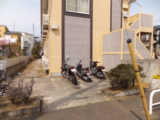 【駐車場】