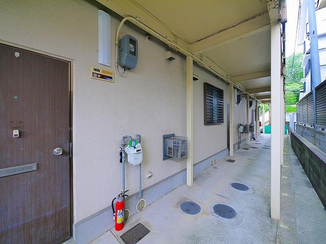 エールオケタニのその他共用部分|落ち着いたエントランスです