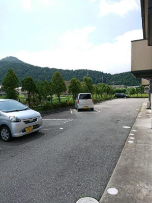 【駐車場】 | グランシャリオA棟