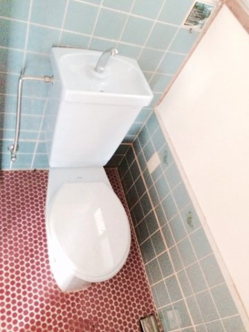 Re-home丈六のトイレ