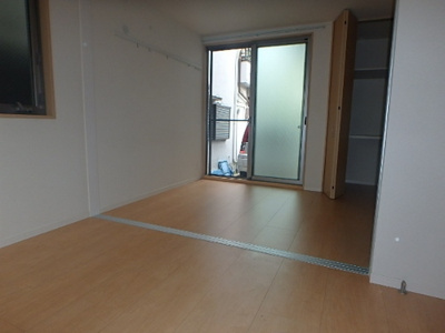 【洋室】 | シャーメゾン石在町