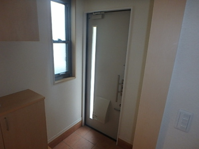 【玄関】 | シャーメゾン石在町