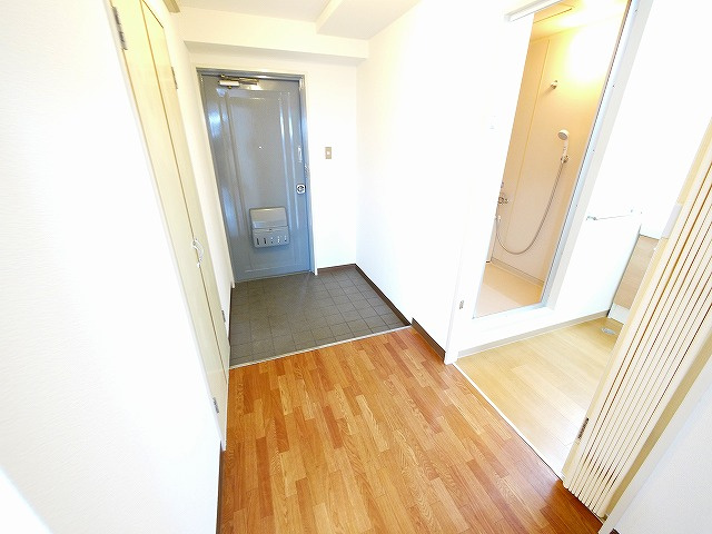 矢追マンションの玄関|きれいな玄関です