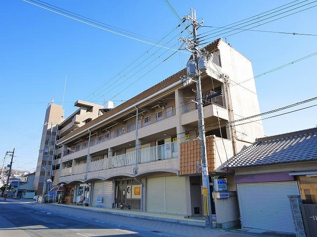 和州ビルの外観|外はこのようになっています