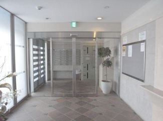 【エントランス】