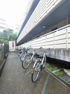 【その他共用部分】 | メゾンド東寺尾 | 駐輪場