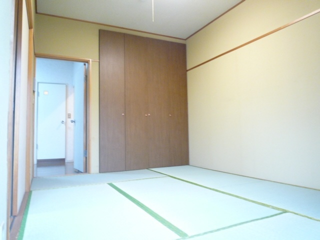 グリーンフィールドの和室