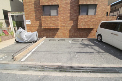 【駐車場】 | ベルヴュー中桜塚