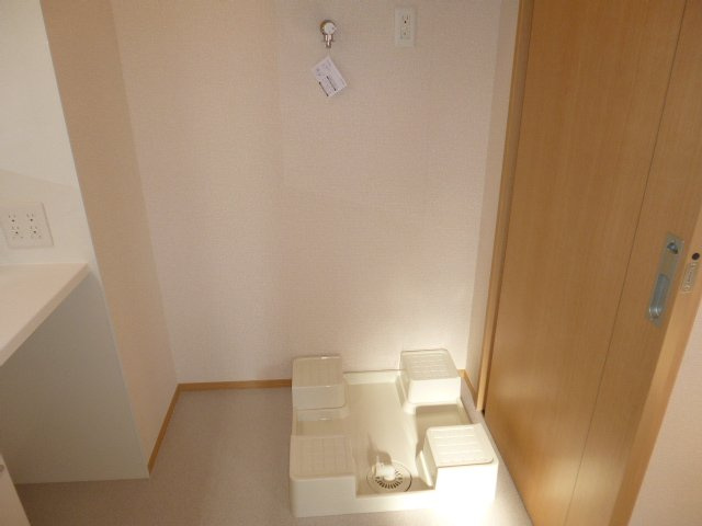 ボヌールのその他|洗濯機置き場