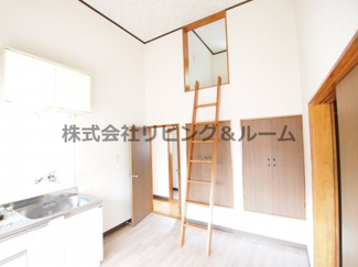 【居間・リビング】 | ネオパレスⅠ