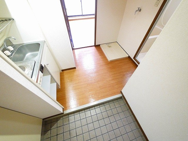 石丸ビルの玄関|ゆったりとした玄関です