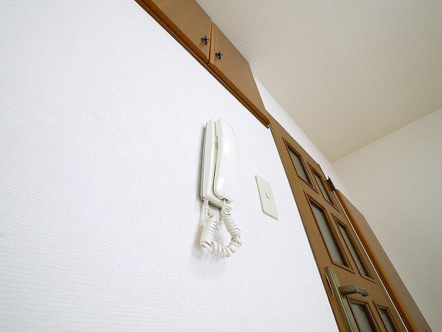 石丸ビルのセキュリティ|インターホンです