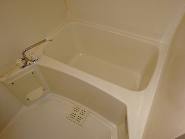 エスポワール小野の浴室