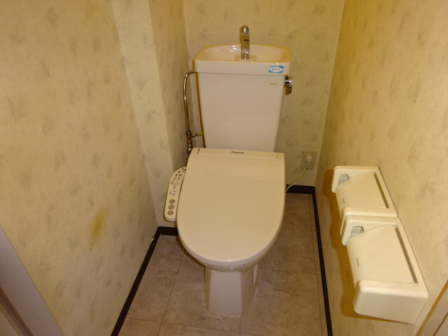 エスポワール小野のトイレ|ウォシュレット