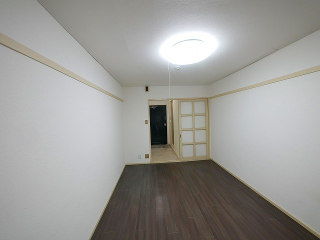 ジャンギャバン新大宮の洋室|洋室です