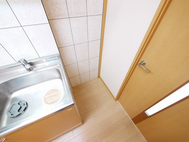 グリーンフィール大宮のキッチン|コンパクトなキッチンで掃除もラクラク