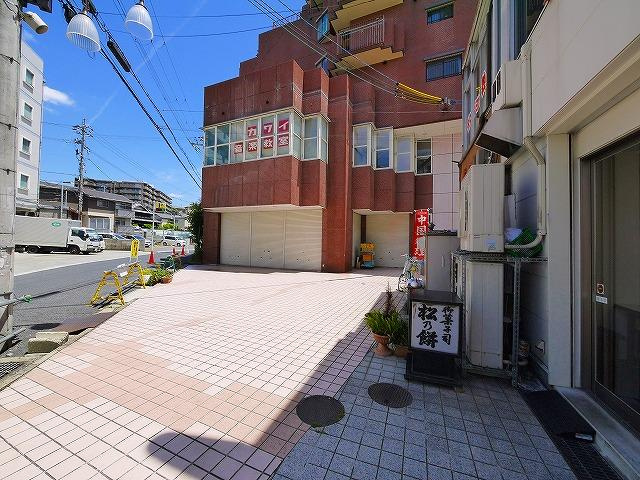 ライオンズプラザ富雄北棟の周辺