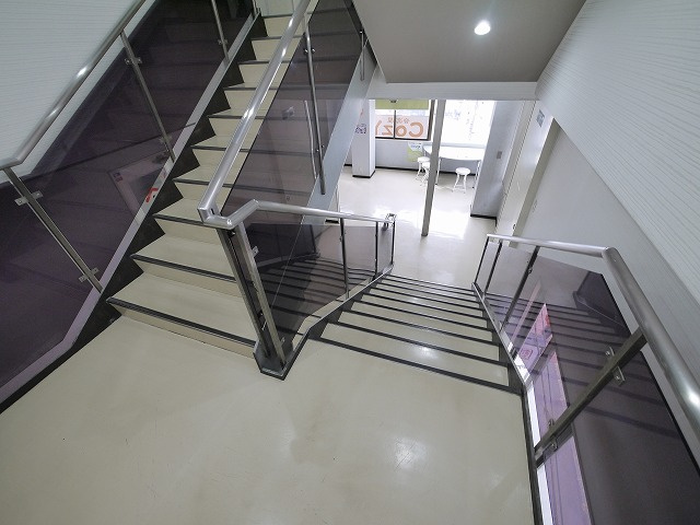 啓林堂ビル（大宮町）