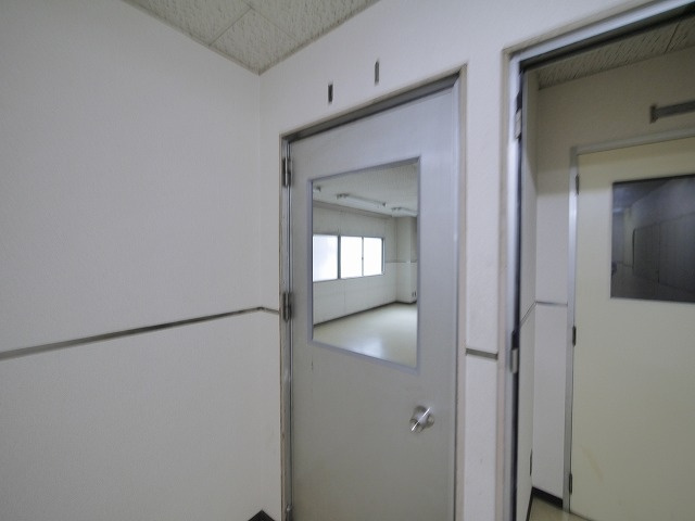 啓林堂ビル（大宮町）