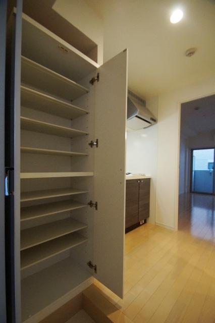 グランフォーレ薬院南の収納|グランフォーレ薬院南（2K)　収納