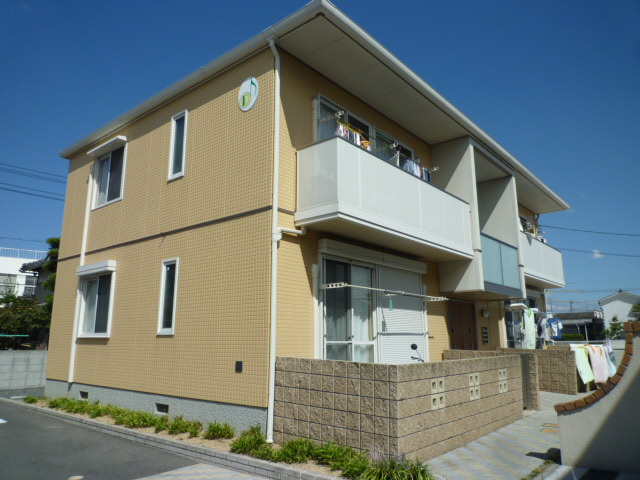 都窪郡早島町前潟のアパートの外観