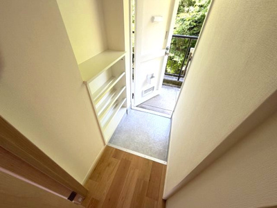 【玄関】 | 岡本梅林住宅　6号棟