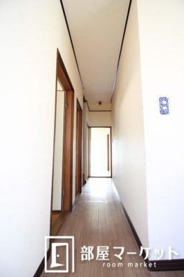 【ロビー】 | 深田町貸家